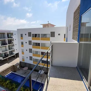 Loft 10 Min From Oro &holy Beach, Marina, Galerias Apartamento